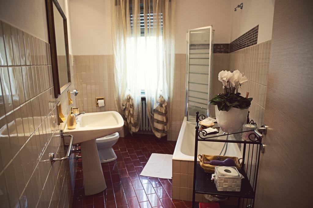 Residenza Alla Piazzetta ヴェローナ エクステリア 写真